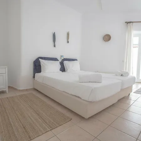 Phoebe 卡拉法蒂斯